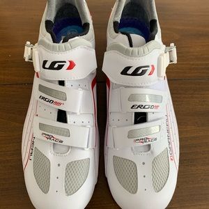 Biking/ Cycling shoes
